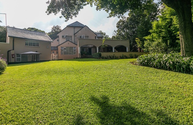 Cozy ,Emmarentia Guest House in Johannesburg, next to emmarentia dam