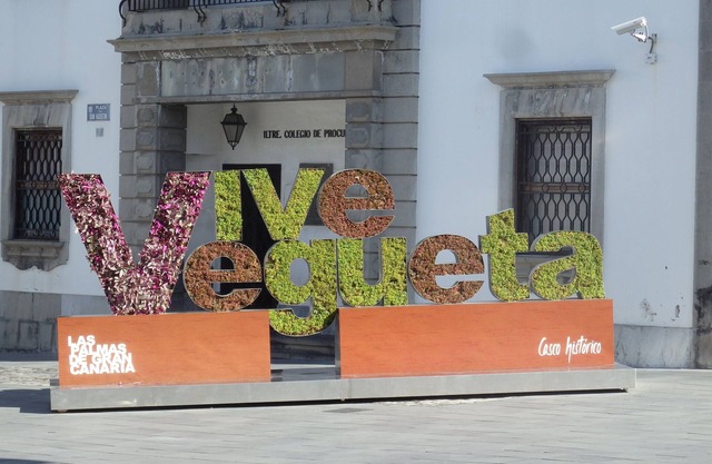 Cozy Vegueta. Historic area, families, Workers