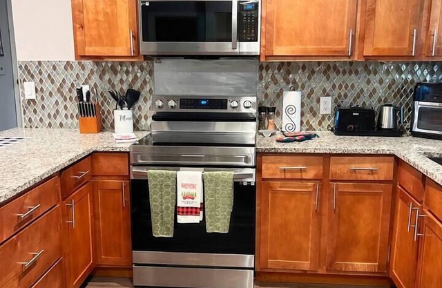 Cozy Family-Friendly Home Near Dallas!
