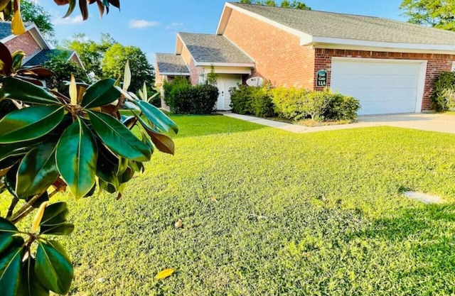 Cozy family retreat close to downtown HammondEastgate 11A