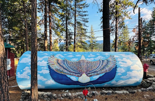 Cozy home in the foothills with breathtaking views