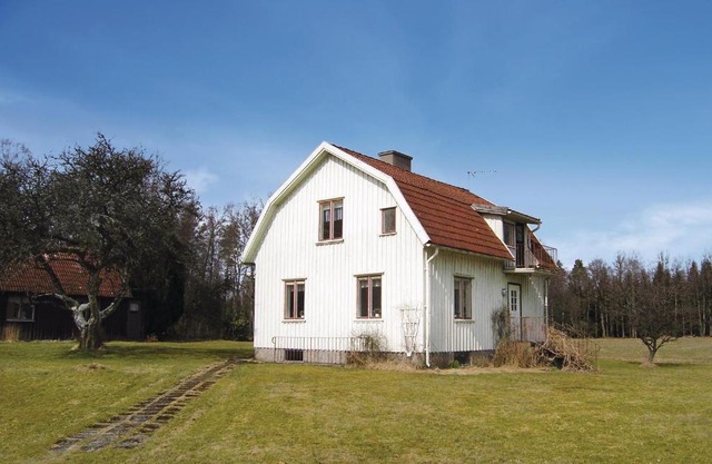 Cozy Home In Tranemo With Wifi