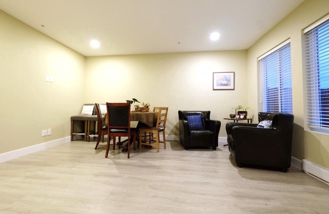 Cozy Home is located in Burke Mountain