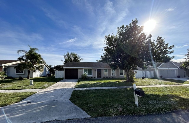 Cozy Home near State fair grounds & peaceful beaches