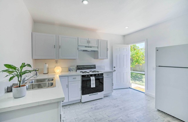 Cozy Lompoc Studio w/Patio ~ 9 Mi to Beach