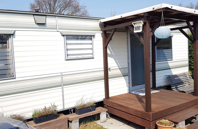 Cozy mobile home on the 4 * Park de Brem in Renesse