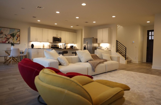 Cozy Modern 3BR Retreat; near Apple Campus and few