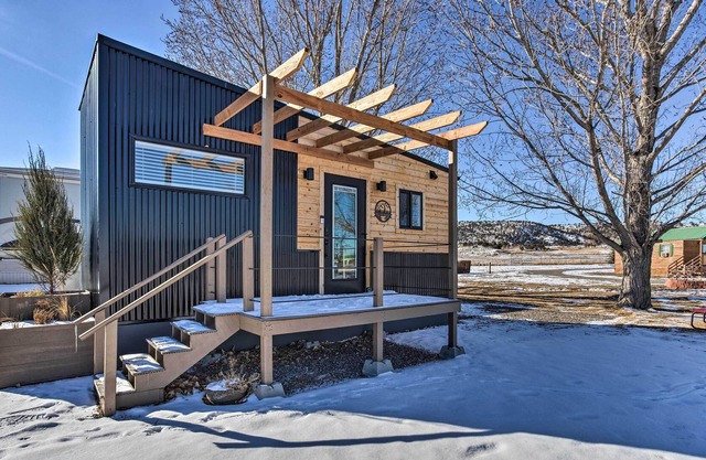 Cozy Montrose Studio Close to Mtn Adventures!