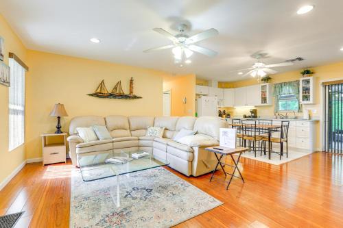 Cozy Palm City Home on 5-Acre Working Farm