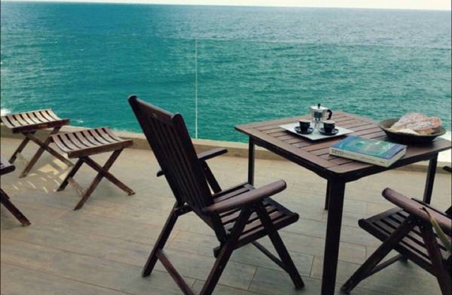 COZY PENTHOUSE OVER THE SEE!