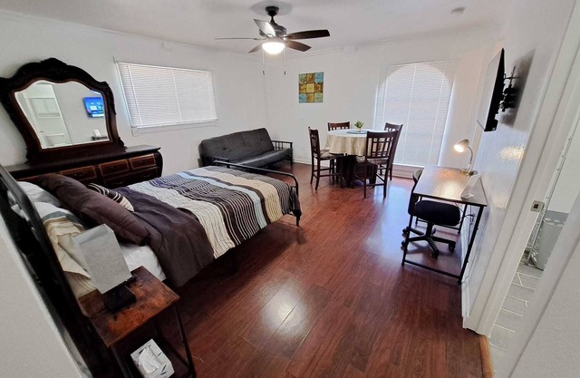 Cozy & Private StudioApt @northDFW - The Colony Long Stays Welcome! Up to 30%off