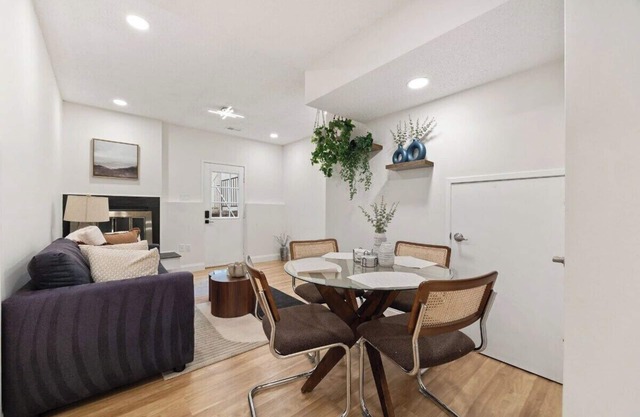 Cozy Reston Basement Suite