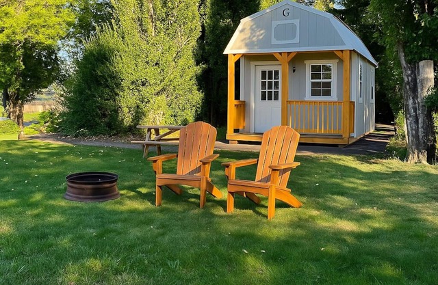 Cozy Retreat | Hot Tub + Peaceful Farm Stay