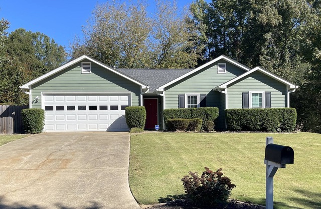 Cozy Retreat in Alpharetta. Perfect Getaway