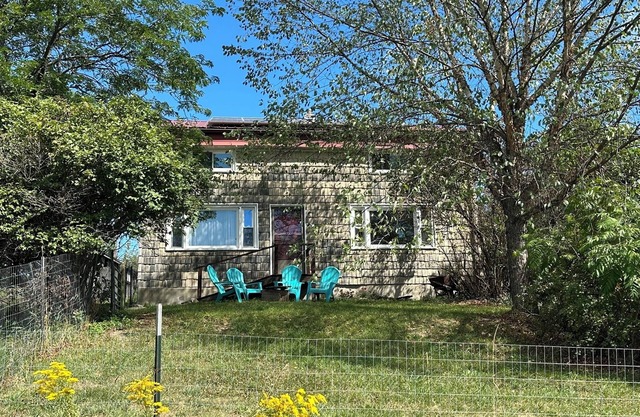 Cozy, secluded 2-bedroom farmhouse on 83 acres of pastures & woods