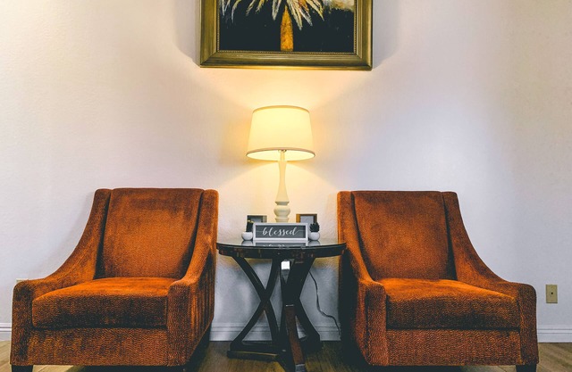 Cozy, Single Story house with High Speed Internet near Las Vegas BLVD