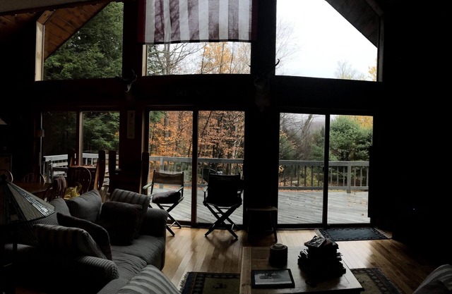 Cozy ski retreat in the Catskills