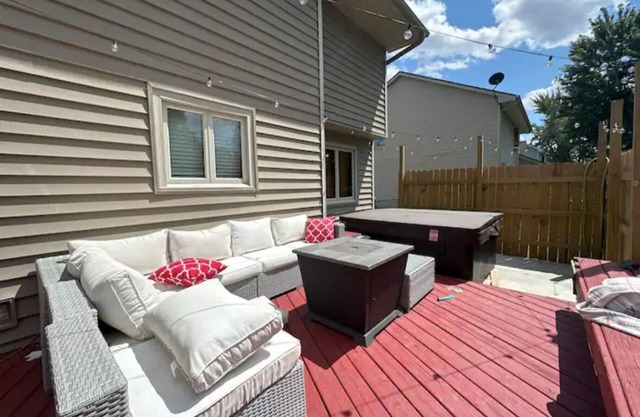 Cozy, spacious home, great for family gatherings!