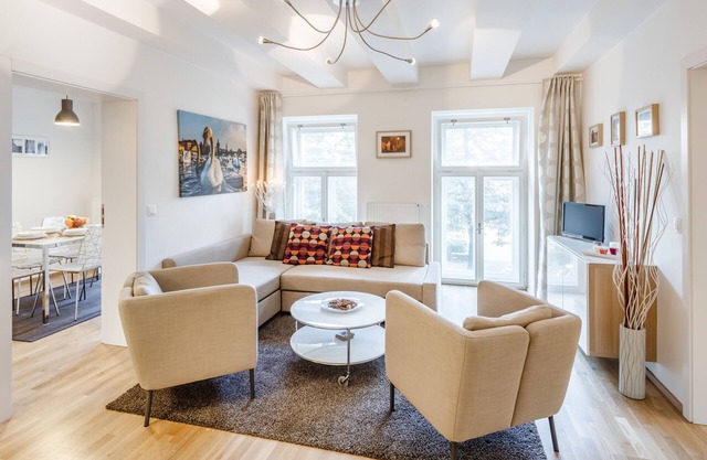 ❤️ Cozy, Spacious, Quiet, Great Central Location