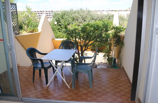 Cozy Studio for 2 with Terrace, Kitchen, Elevator Access, Near Beach – Agde