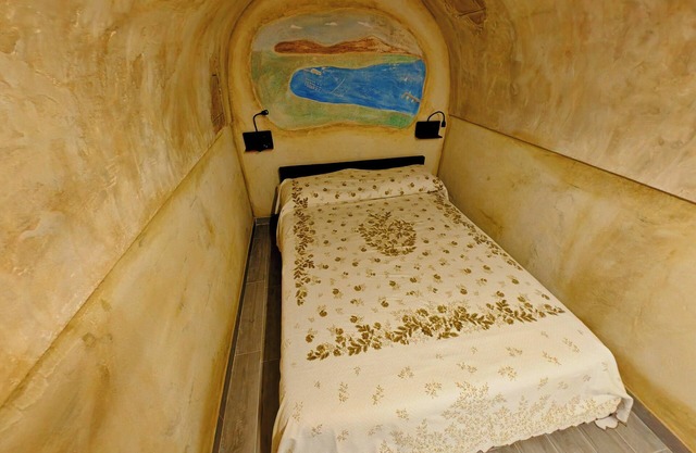 Cozy studio apartment in the center of Naples super-equipped