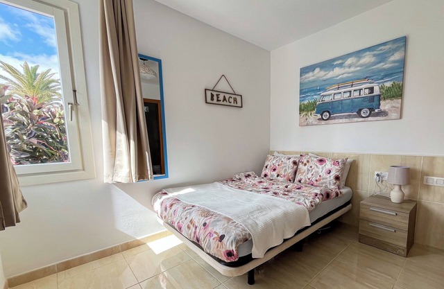 Cozy Studio City Center, 100m to Beach, Pool, WiFi