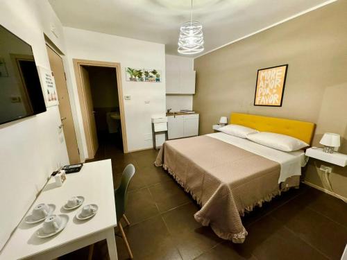 Cozy Studio in Salerno - 20 m² with Terrace
