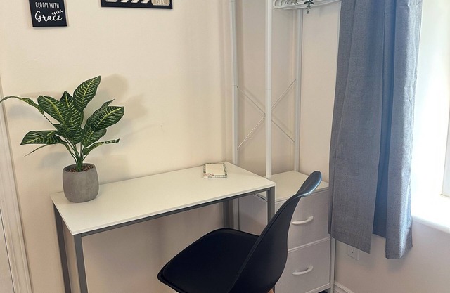 Cozy Studio Room + Private Bathroom