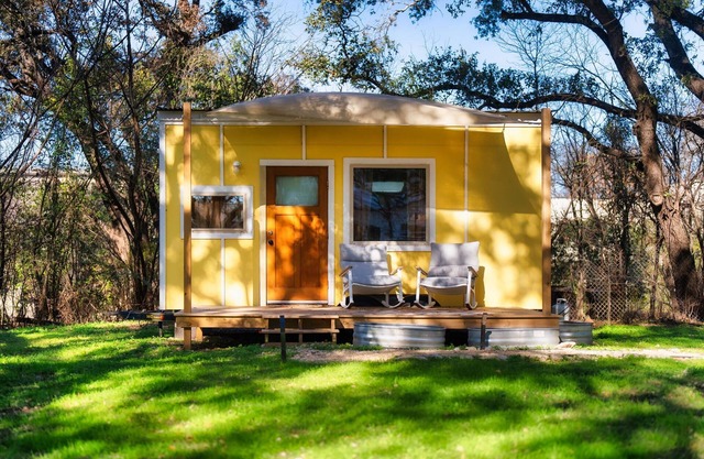 Cozy Tiny Home on an Eco Farm!