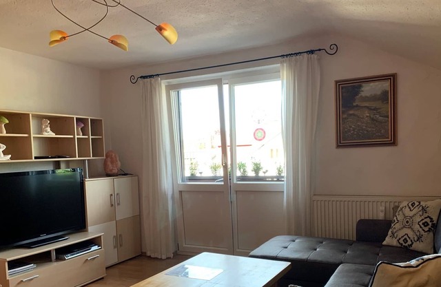 Cozy top floor apartment with panoramic views