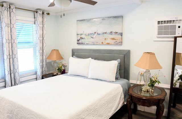 Cozy Touch Private Apartment C near LakeLand & Legoland