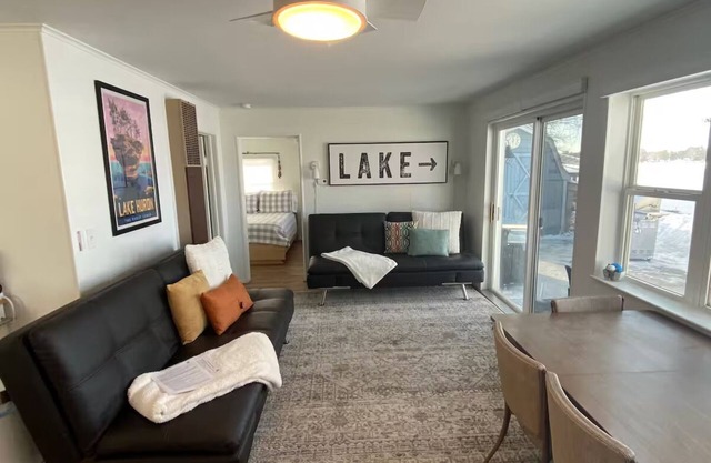 Cozy VanEtten Lakeside Cottage