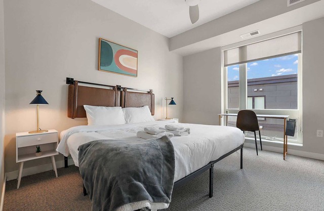 CozySuites Marquee | pool, gym #11