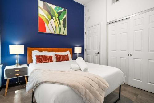 CozySuites Stunning 1BR in Downtown Pitts #8