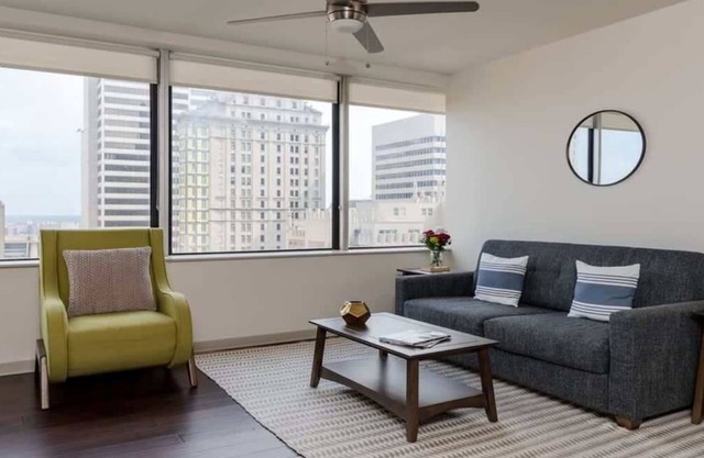 CozySuites TWO Stylish 2BR Condo on Elm St