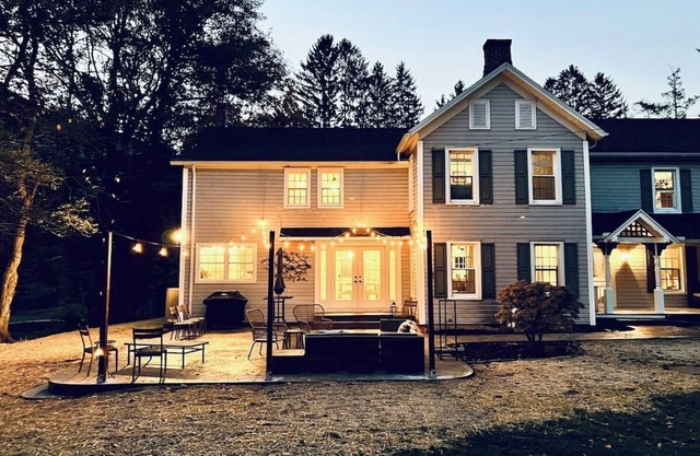 Creek Front/Rail Trail - Pine Creek Manor House