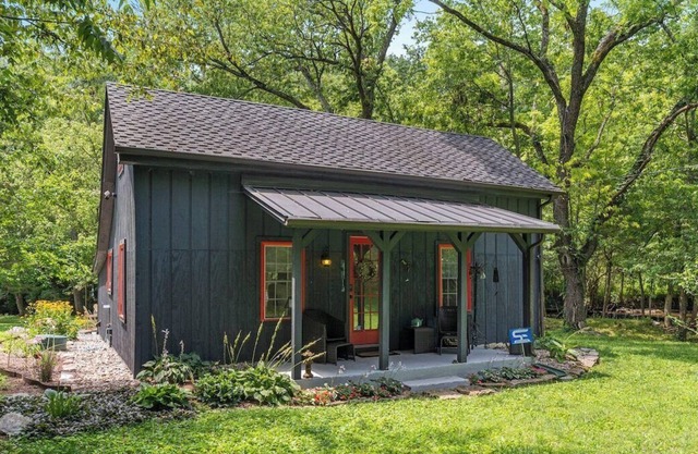 Creekside- Bourbon Trail Oasis