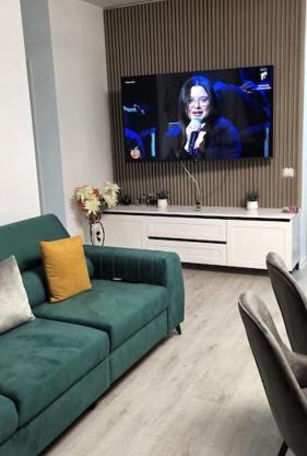 cris residence
