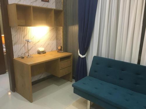 Crown Inn Furnished Apartments