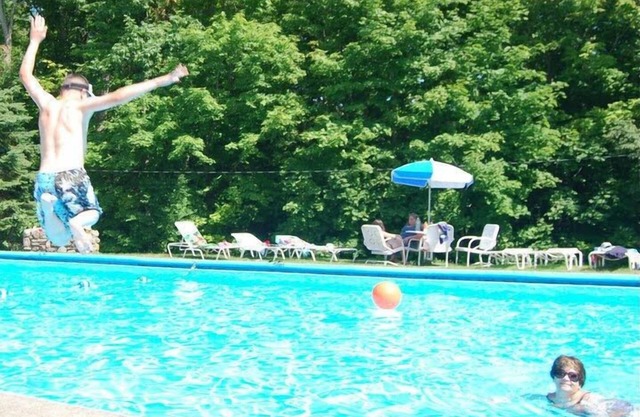 Crystal Brook Resort & Mountain Brauhaus