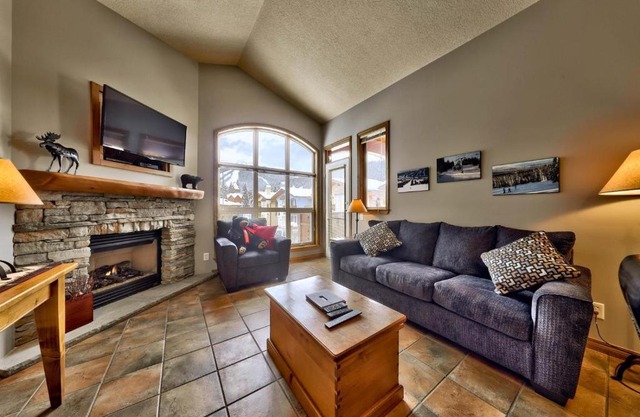 Crystal Forest #72 By Bear Country