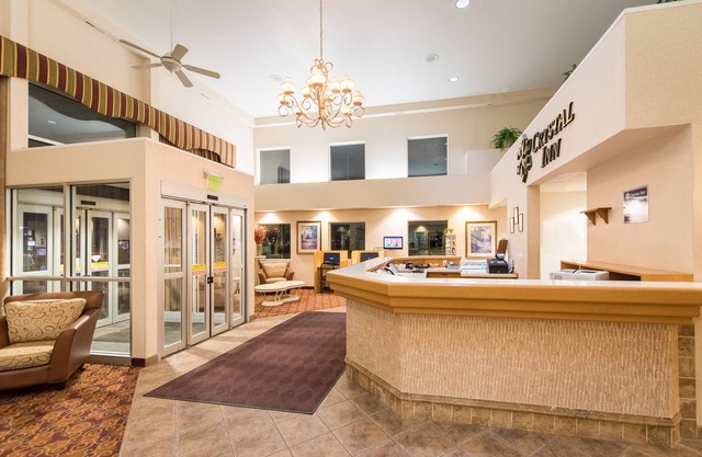 Crystal Inn Hotel & Suites Great Falls
