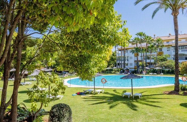 Cubo's Apartment Dama de Noche Pool & Tennis/Free Wifi/air conditioning