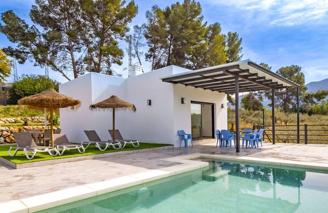 Cubo's Casa La Ibicenca/private pool/air conditioning/free wifi