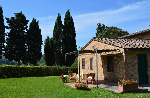 Culture and relax in Tuscan countryside