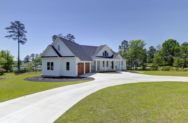 Custom built lake house on Lake Murray with New pool and hot tub!