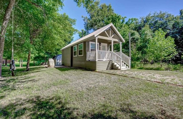 Cute Tiny Home in The Preserve of Texas