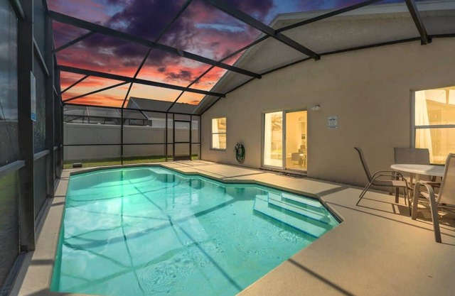 Cute Vacation Home Very Close to Disney