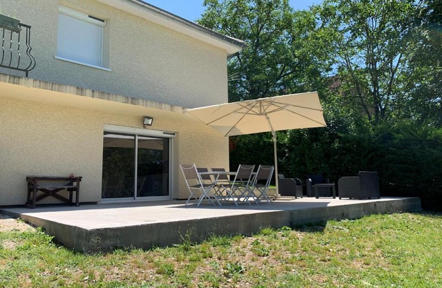 Dépendance chaleureuse et calme