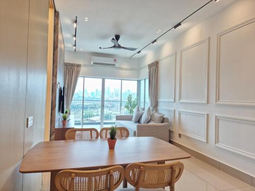 D3911 Klcc View Private Roof Terrace l 8Pax